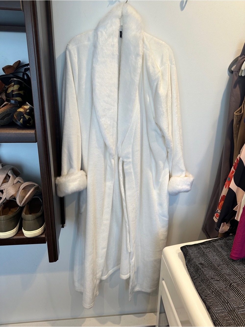 Rachel Zoe Plush White Faux-Fur Robe with Belt